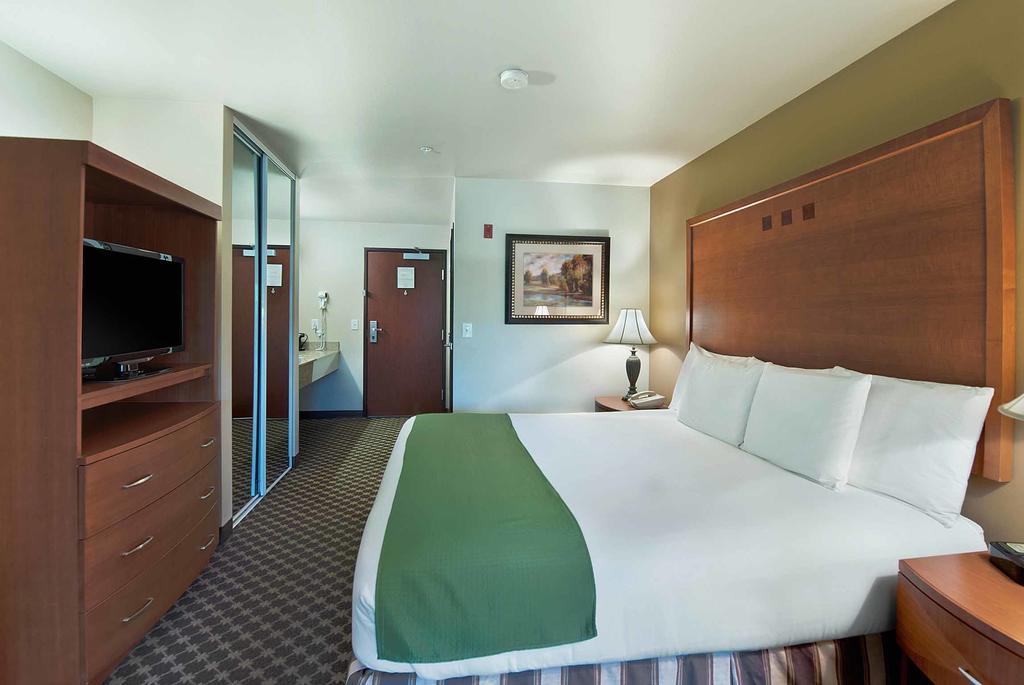 Oxford Suites Якима Екстериор снимка