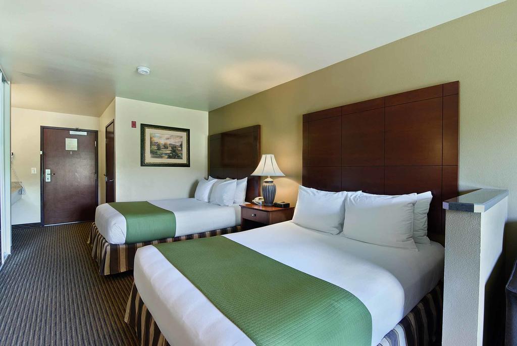 Oxford Suites Якима Екстериор снимка
