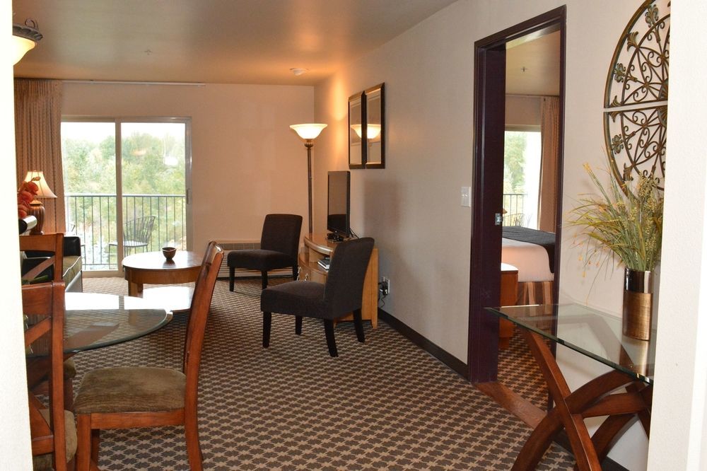 Oxford Suites Якима Екстериор снимка