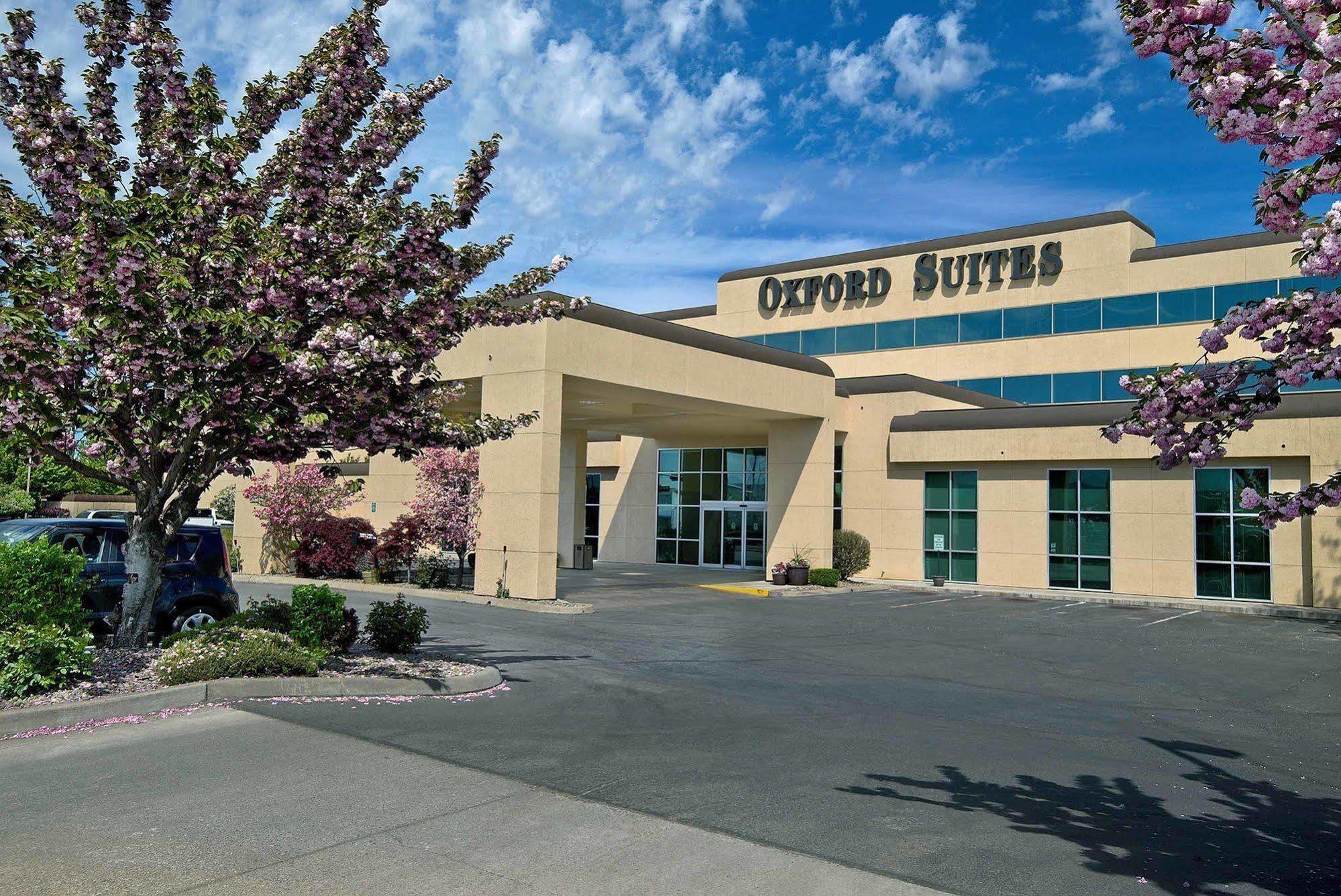 Oxford Suites Якима Екстериор снимка